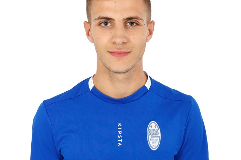 22 Ameluan Elias